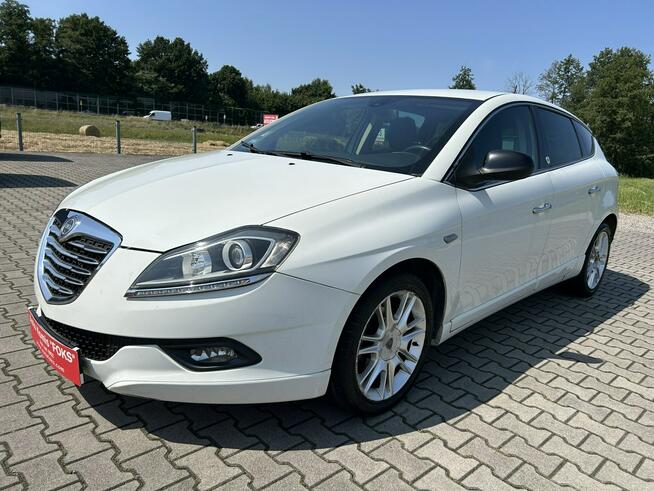 Lancia Delta 1,4 LPG SKÓRA 7 LAT JEDEN WŁAŚCICEL