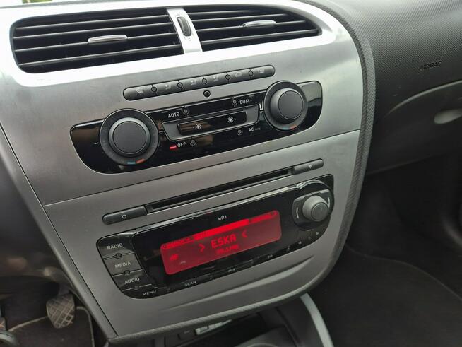 Leon 1.4 STYLE 125KM klima PDC bezwypadek SERWIS 2010