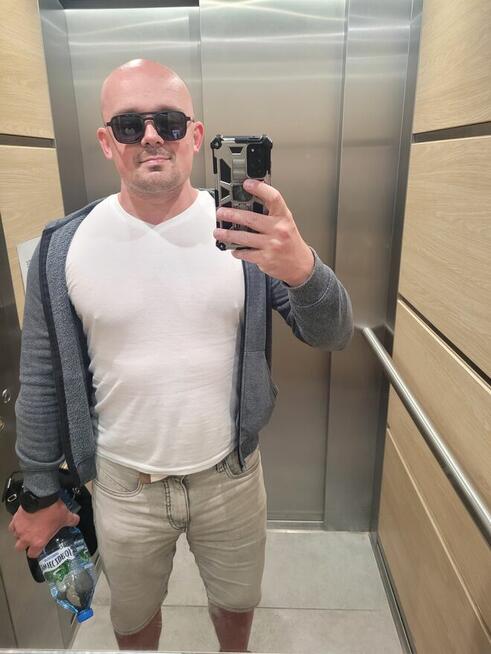Poznam Gothkę z Piotrkowa lub bliskich okolic