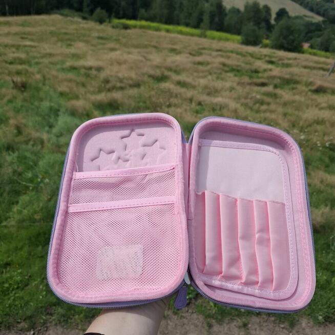 Magiczny piórnik 3D z jednorożcem