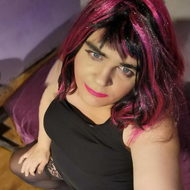 Inna szuka bratniej duszy