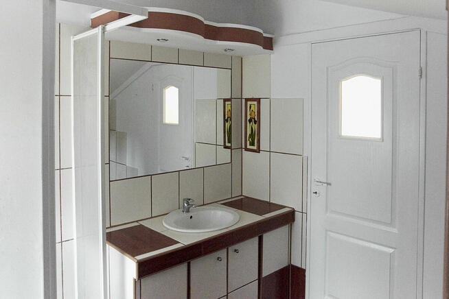 Dom nowoczesny w cichej okolicy