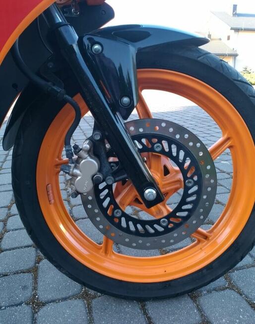 Sprzedam motocykl Honda CBR Repsol – 125 cm³ – 2016 – kat. B