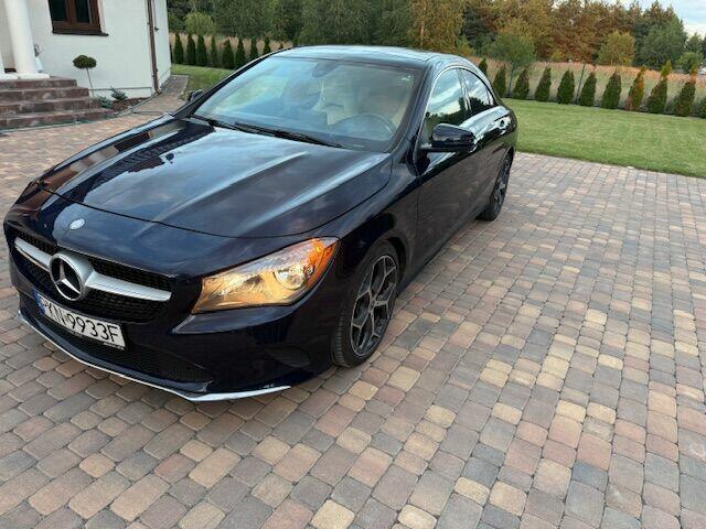 Mercedes CLA 250 at IAA benzyna 2.0