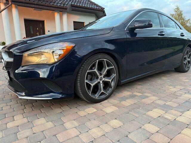 Mercedes CLA 250 at IAA benzyna 2.0