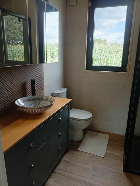 Dom nad jeziorem z linią brzegową prywatny pomost plaża 10a