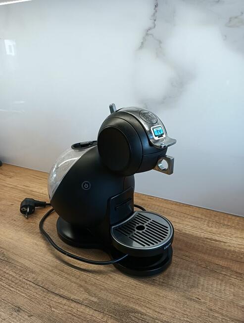 Ekspres do kawy Nescafe Dolce Gusto