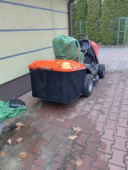 Koszenie, podkaszanie Trawników