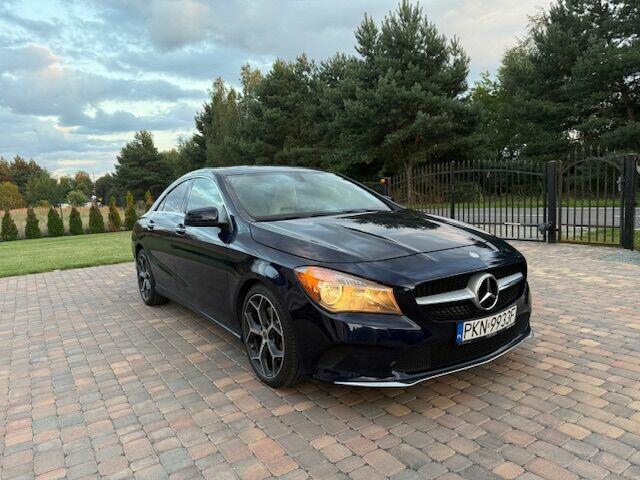 Mercedes CLA 250 at IAA benzyna 2.0