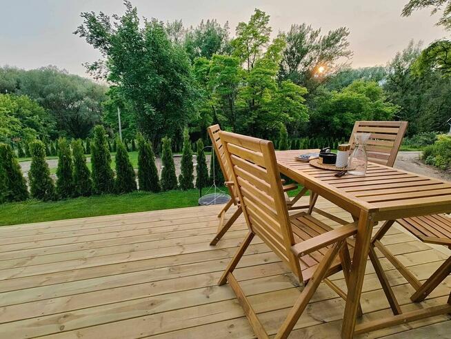 Noclegi nad Wisłą – domki z balią i tarasem – Piotrawin