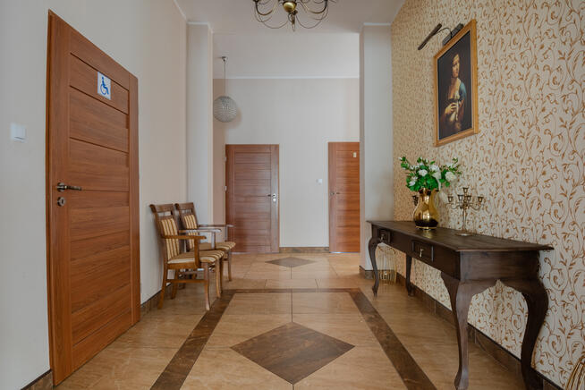 ✅Sprawdź >>> Budynek usługowy Złota Róża✅