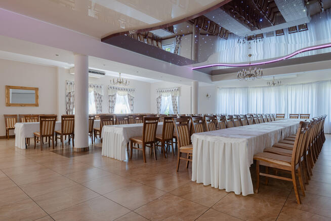 ✅Sprawdź >>> Budynek usługowy Złota Róża✅