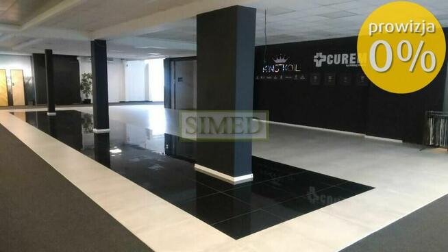 Parter,parkig,wysokość ponad 3 m,dostęp 24h