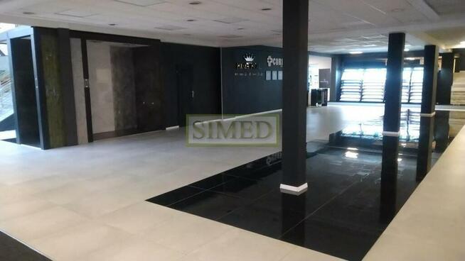 Wynajem lokalu handlowo-usługowego 200 m², Mokotów