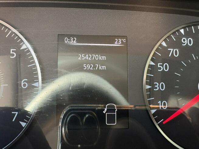 Renault Master kontener niskopodwoziowy niskopodłogowy chłodnia