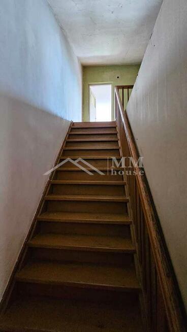 Dom w zabudowie szeregowej z ogrodem w Gronówku.