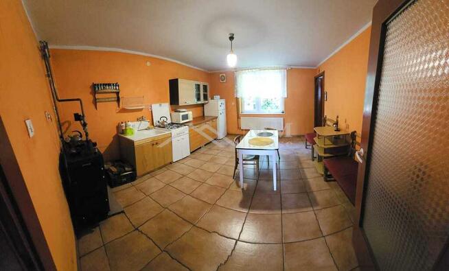 Dom w zabudowie szeregowej z ogrodem w Gronówku.