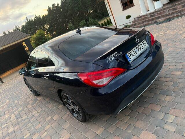 Mercedes CLA 250 at IAA benzyna 2.0