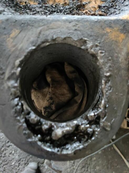 Tulejowanie maszyn budowlanych i osprzętu itp.