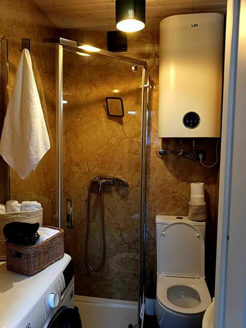 Noclegi nad Wisłą – domki z balią i tarasem – Piotrawin