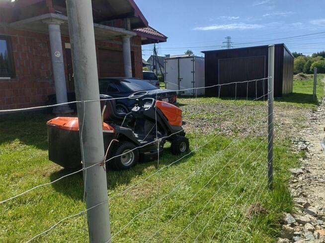 Koszenie, podkaszanie Trawników