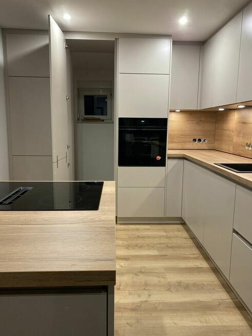 MEBLE NA WYMIAR IDEALNIE DOPASOWANE DO TWOJEGO WNETRZA