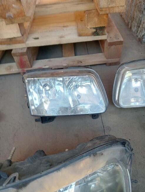 Przednie lampy do VW Polo