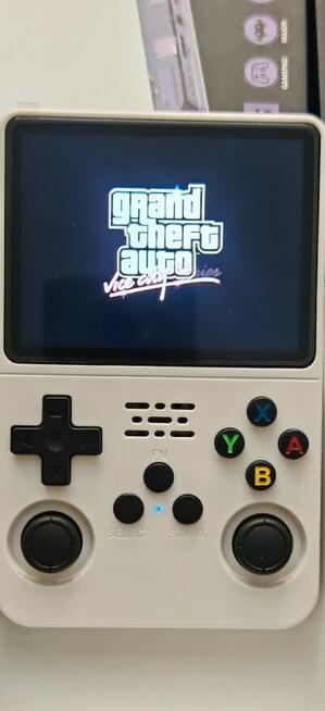R36S 64GB Konsola retro biała PSP PSX GBA ArkOS 2.0 100%