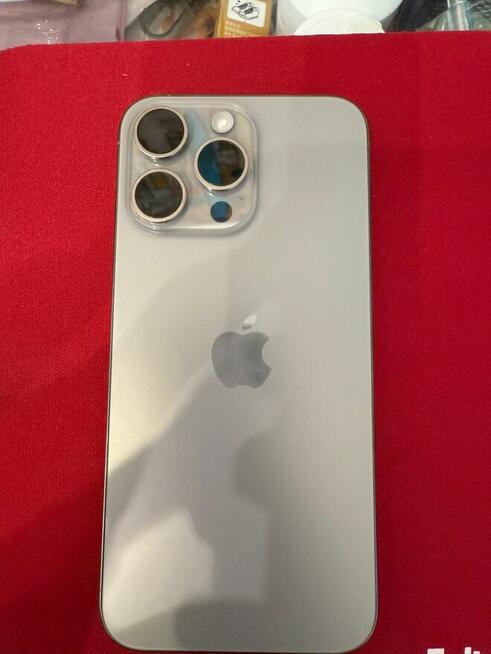 Sprzedam iPhone 15 pro max 256 GB kolor naturalny tytan