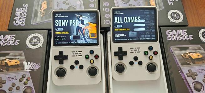 R36S 64GB Konsola retro biała PSP PSX GBA ArkOS 2.0 100%