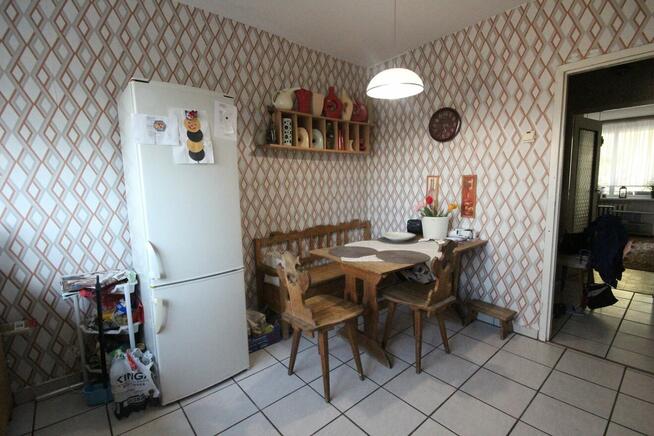 4pok 83met okolice Zemskiej BALKON/PIWNICA/PARKING (Wrocław)