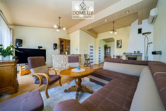 Dom Katowice, Pomorskiego