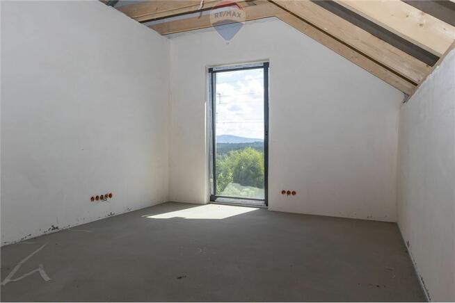 Nowoczesny przestronny dom w świetnej lokalizacji