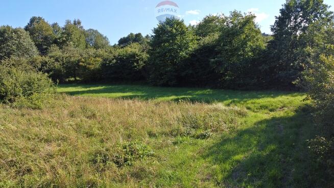 Działka rekreacyjna (1439m2) w Radziechowach