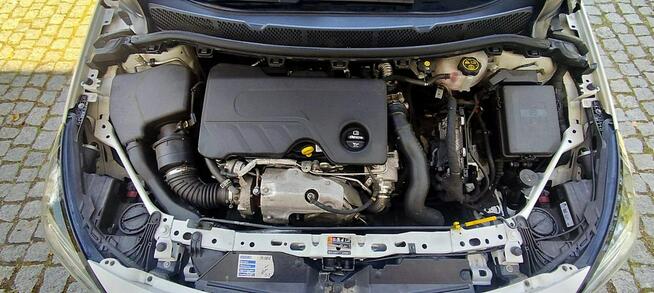 Opel Astra Pack klim + navi