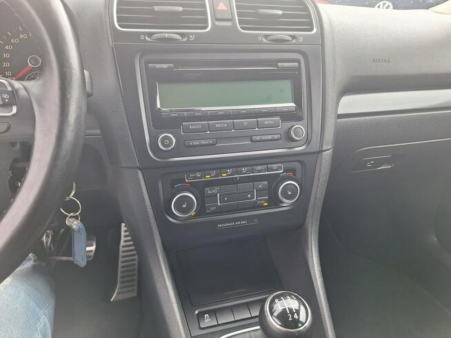 Volkswagen Golf Wersja Style Klimatronik Serwisowany Bezwypadkowy Stan Bardzo Dobry