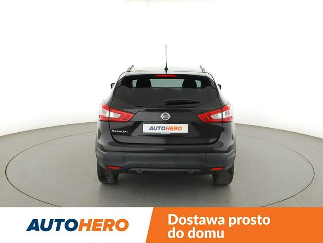 Nissan Qashqai navi klima auto panorama kamera i czujniki parkowania grzane fotele