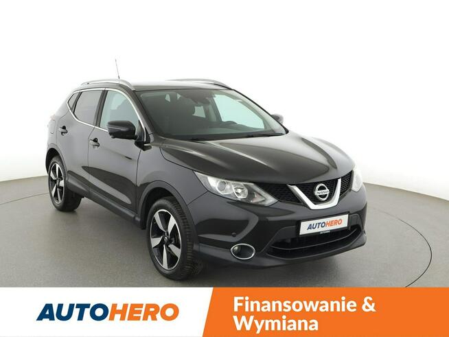 Nissan Qashqai navi klima auto panorama kamera i czujniki parkowania grzane fotele