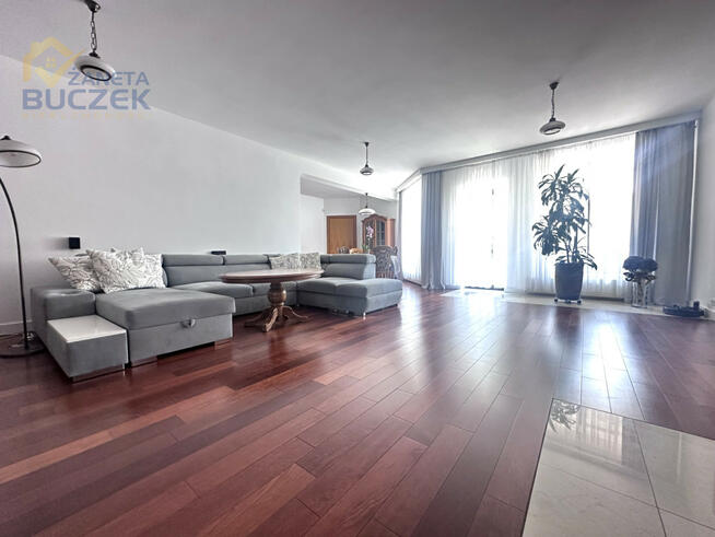 Dom Sochaczew, Bukowa