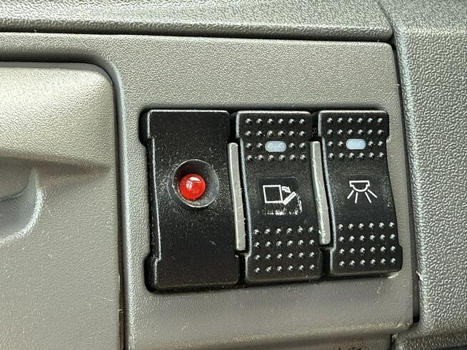 Iveco Daily 35S12 Klapa hydrauliczna Winda ZEPRO