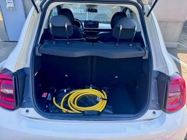 Nowy Fiat 500 3+1 Seria 2-BEV 118 KM DEMO
