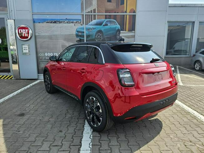 Fiat 600 Hybrid La Prima 145KM