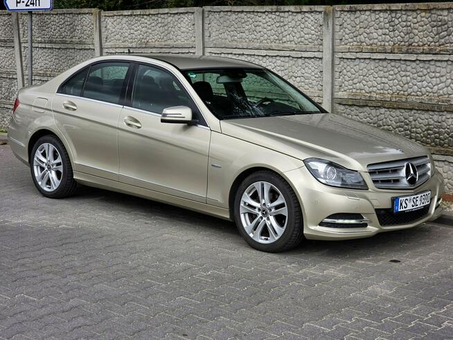 Mercedes C 180 LIFT AVANTGARDE*Super Stan*Super Wyposażenie*Serwisowany*GWARANCJA