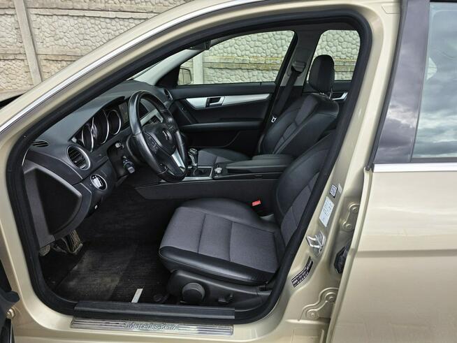 Mercedes C 180 LIFT AVANTGARDE*Super Stan*Super Wyposażenie*Serwisowany*GWARANCJA