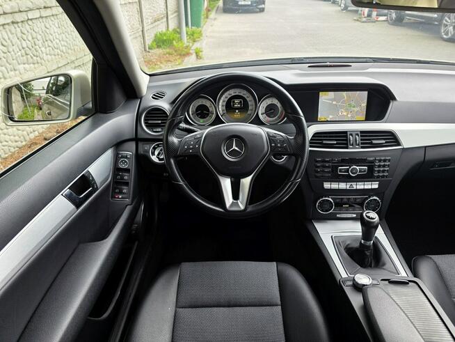 Mercedes C 180 LIFT AVANTGARDE*Super Stan*Super Wyposażenie*Serwisowany*GWARANCJA