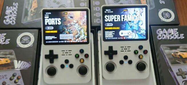 R36S 64GB Konsola retro biała PSP PSX GBA ArkOS 2.0 100%