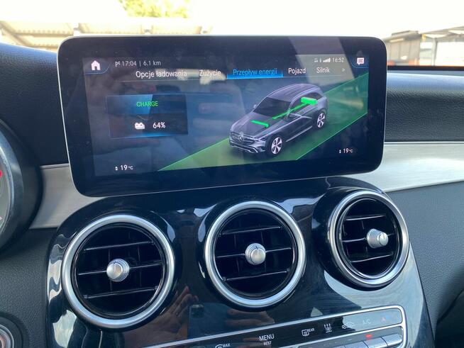 Mercedes-Benz GLC 300 E AMG Line Plug-In Polski salon