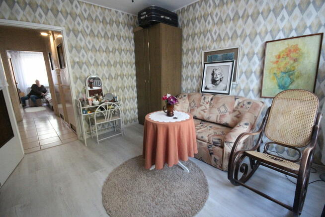 4pok 83met okolice Zemskiej BALKON/PIWNICA/PARKING (Wrocław)