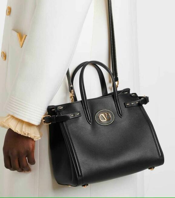 Mała skórzana torba typu tote z Antibes