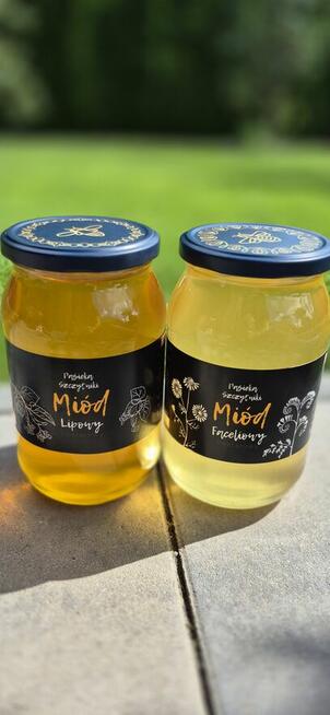 Miody z własnej pasieki
